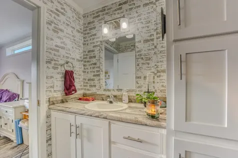 307 Jefferson Road Whitefield NH 03598