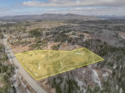 307 Jefferson Road Whitefield NH 03598