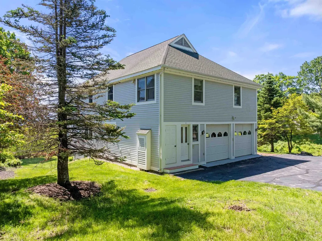 5 South Watch Road Meredith NH 03253