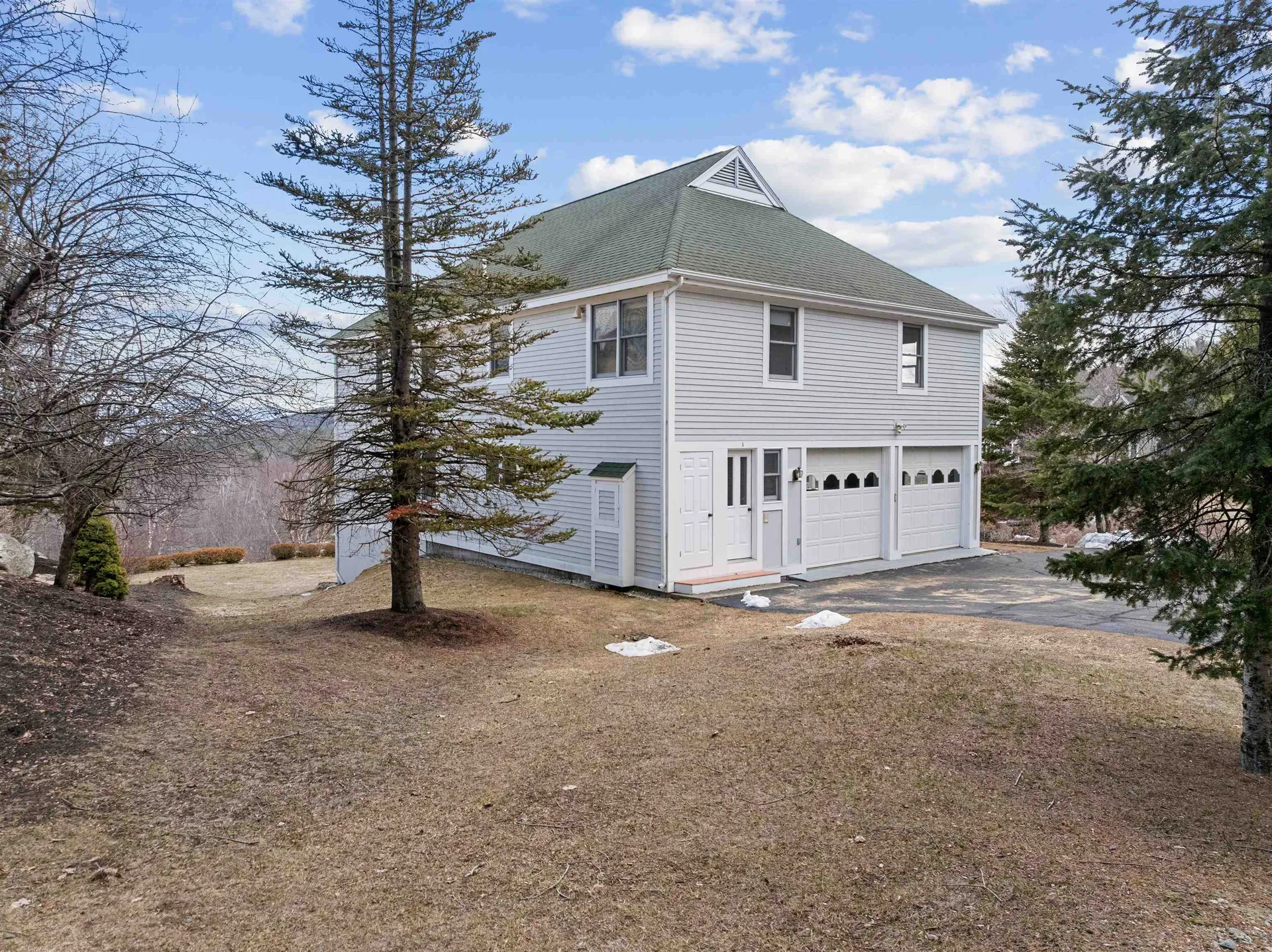 5 South Watch Road Meredith NH 03253