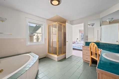 5 South Watch Road Meredith NH 03253