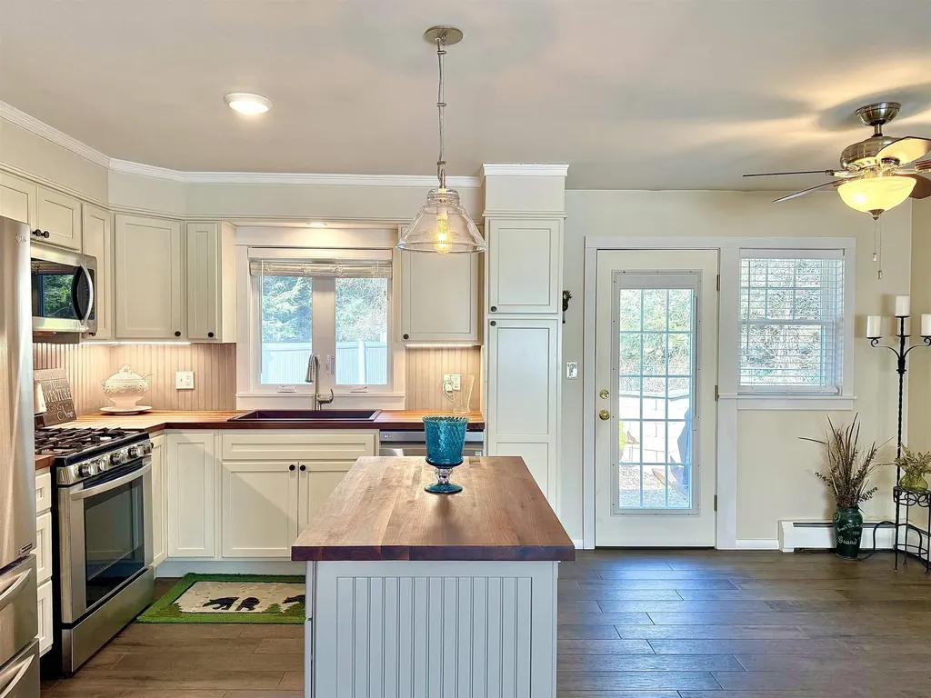 30 Meadow Drive Springfield VT 05156