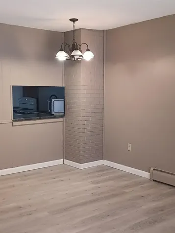 39 Brookside Drive Brattleboro VT 05301