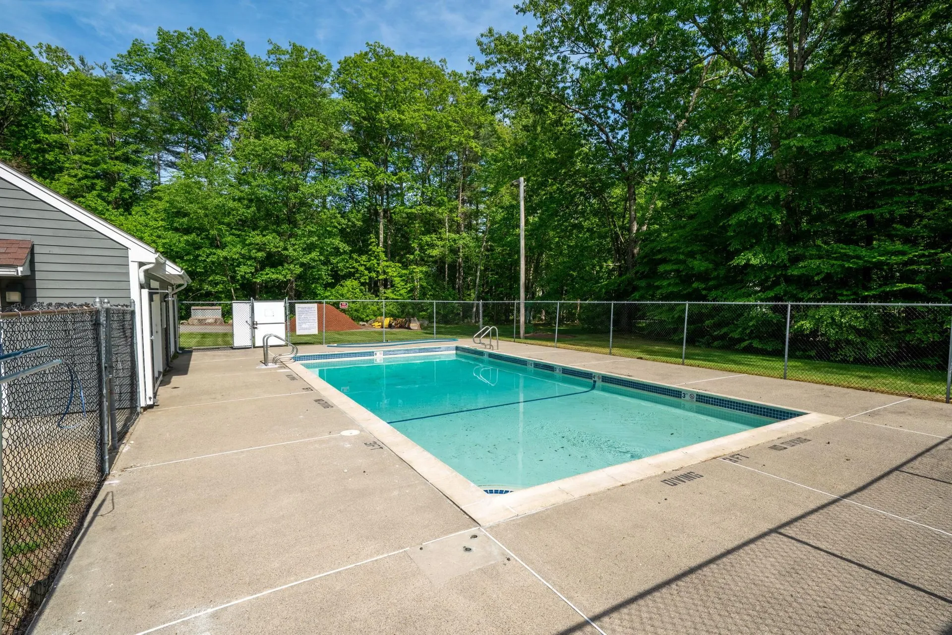 5 Walnut Circle Merrimack NH 03054