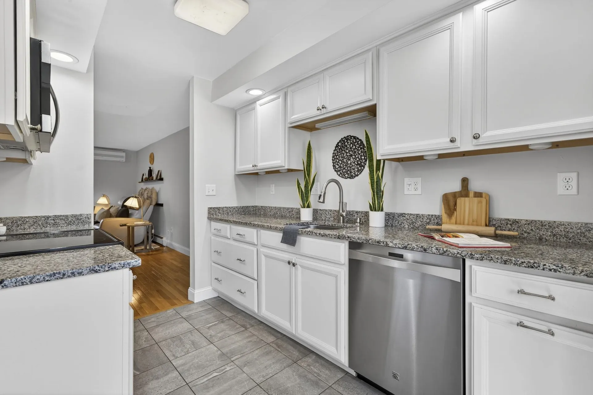 5 Walnut Circle Merrimack NH 03054