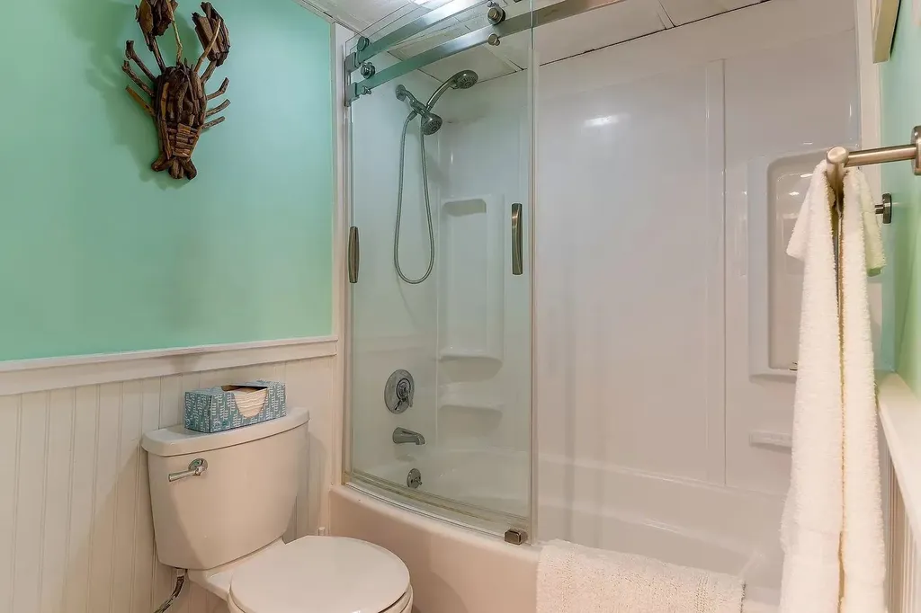 933 Ocean Boulevard Hampton NH 03842