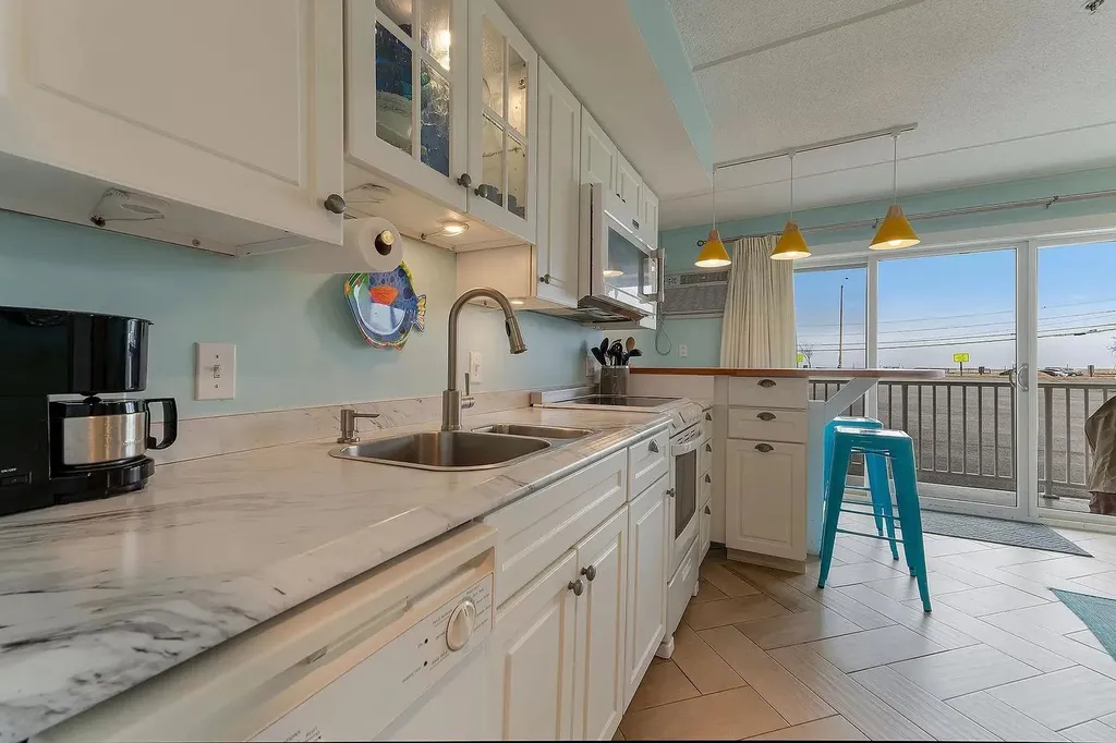 933 Ocean Boulevard Hampton NH 03842