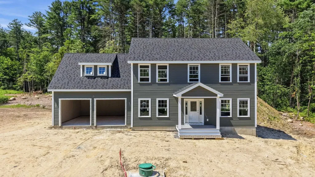 78 Gowing Road Hudson NH 03051