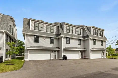 4 Little Bay Drive Dover NH 03820