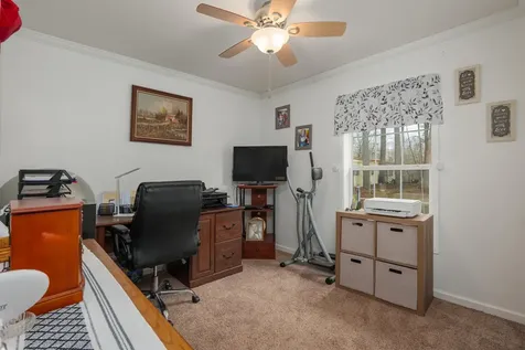 214 Robin Hood Drive Exeter NH 03833