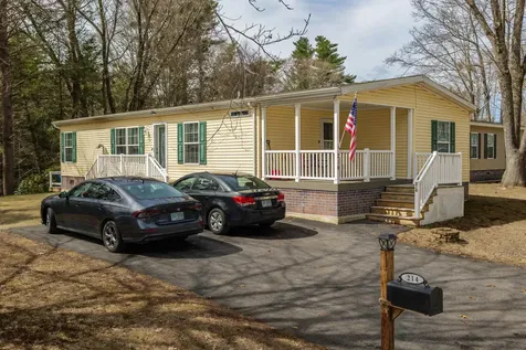 214 Robin Hood Drive Exeter NH 03833