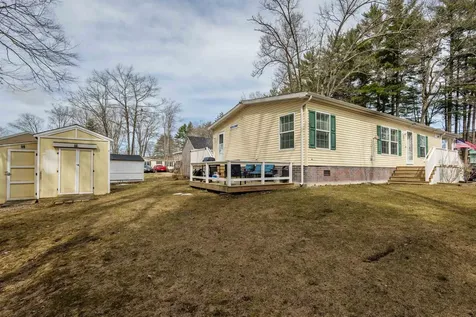 214 Robin Hood Drive Exeter NH 03833