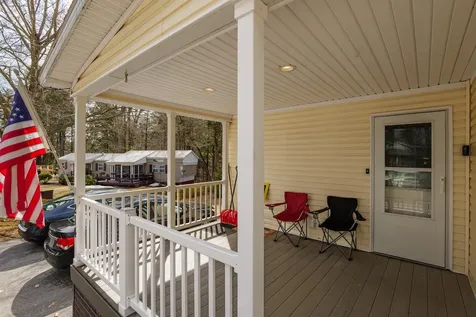 214 Robin Hood Drive Exeter NH 03833