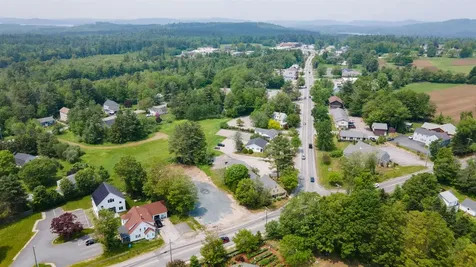 10 Main Street New London NH 03257