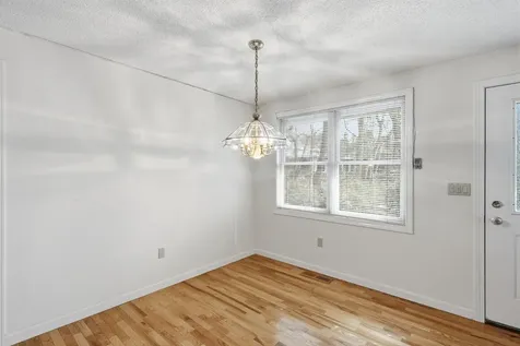 387 Harrison Street Manchester NH 03104