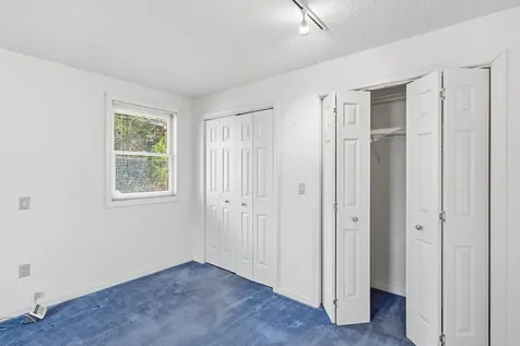 387 Harrison Street Manchester NH 03104