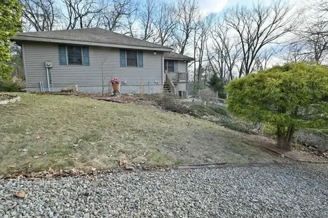 387 Harrison Street Manchester NH 03104