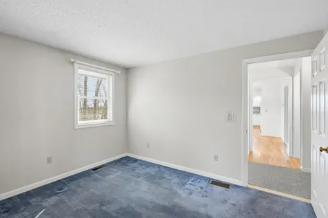 387 Harrison Street Manchester NH 03104