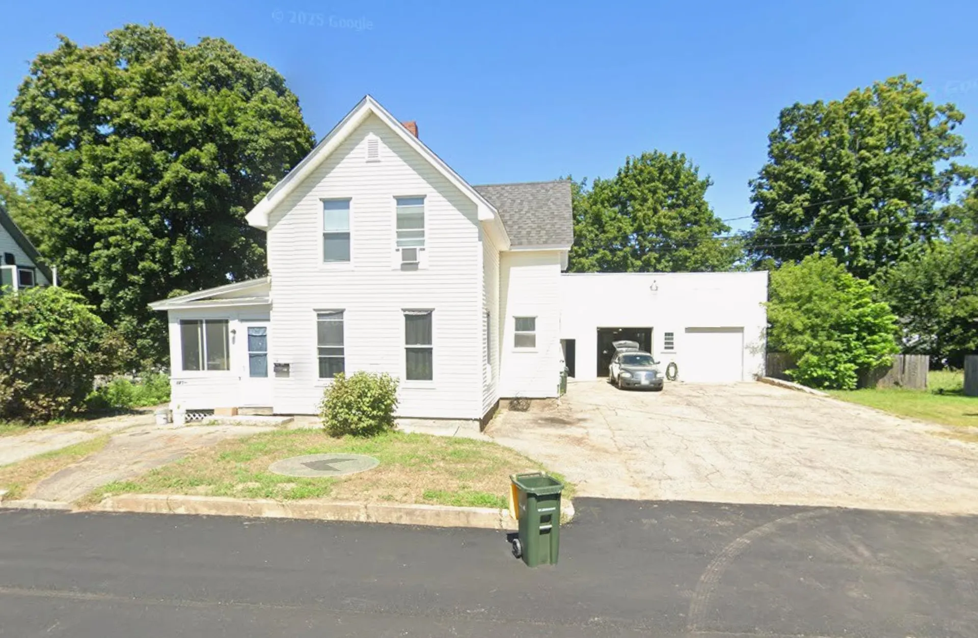 14 Summer Street Laconia NH 03246