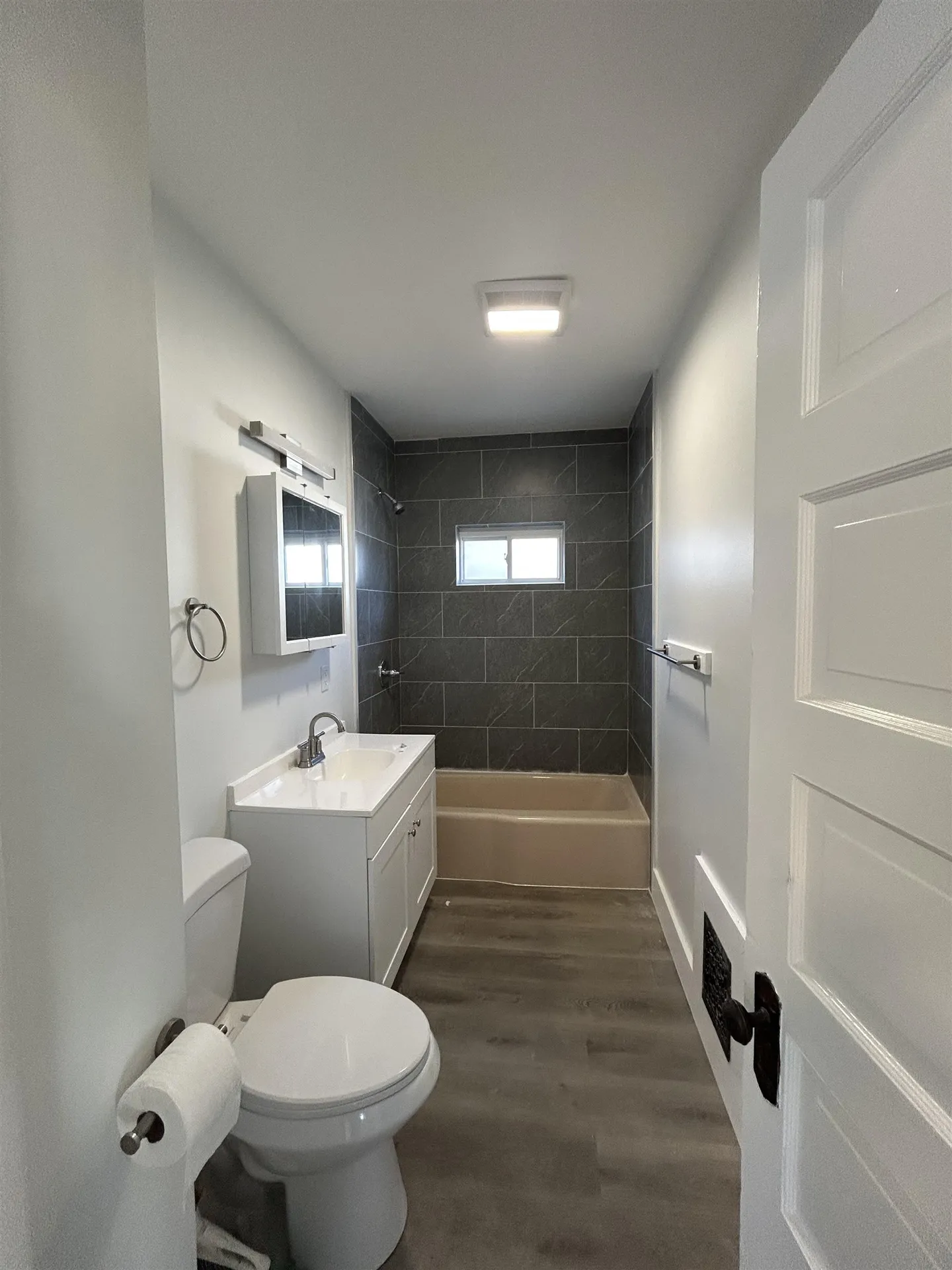 6 Holmes Street Nashua NH 03060