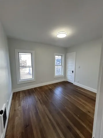 6 Holmes Street Nashua NH 03060