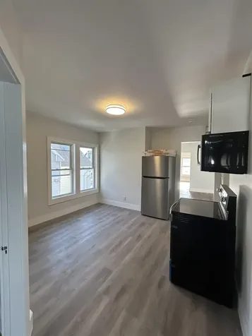 6 Holmes Street Nashua NH 03060