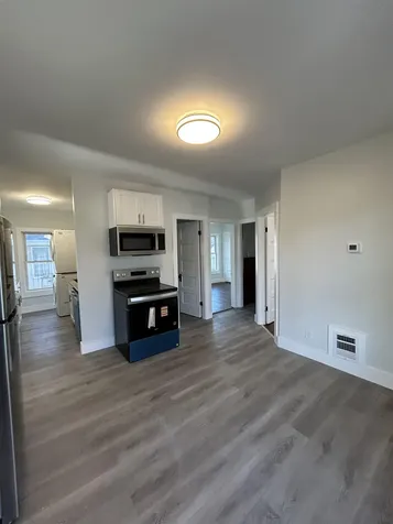 6 Holmes Street Nashua NH 03060