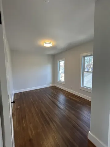 6 Holmes Street Nashua NH 03060