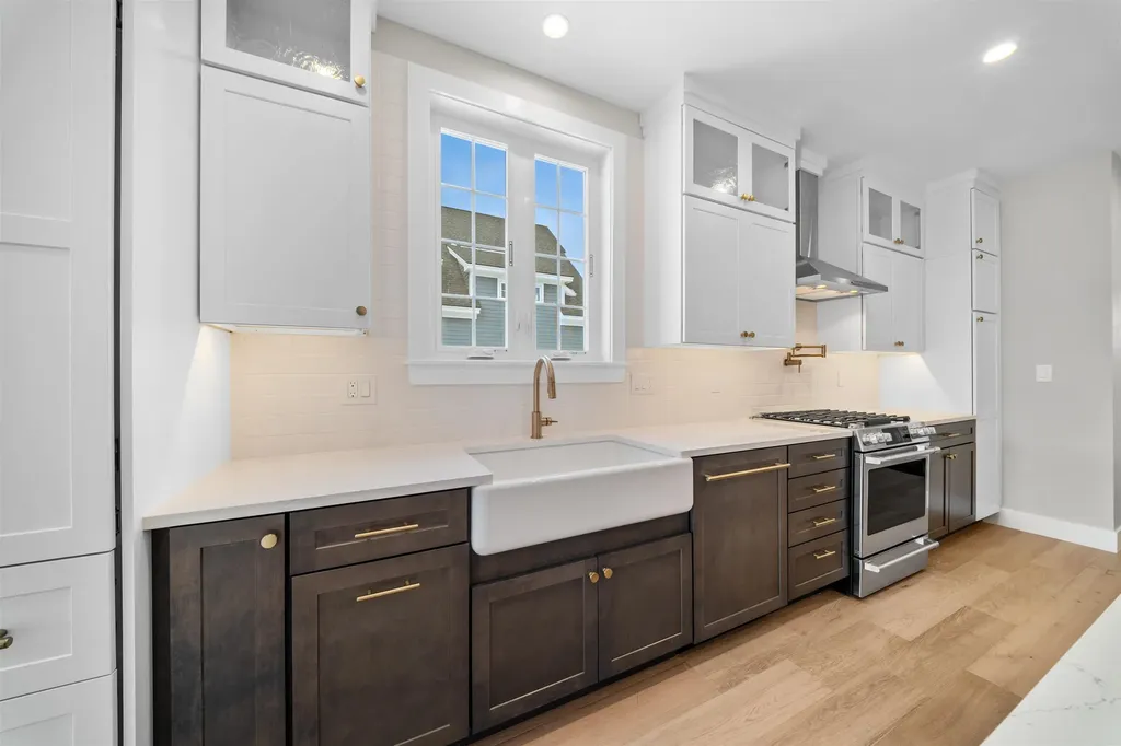 6 Benjamin Lane Thornton NH 03285