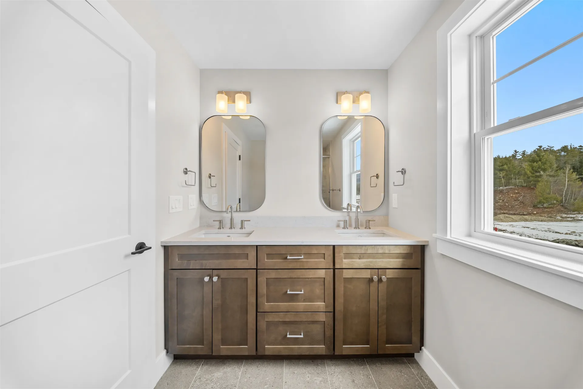 6 Benjamin Lane Thornton NH 03285