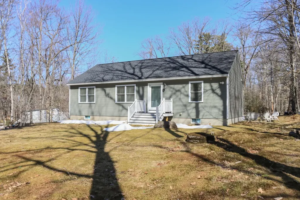 312 Cross Mill Road Northfield NH 03276