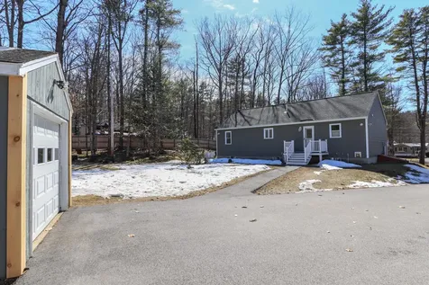 312 Cross Mill Road Northfield NH 03276