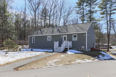 312 Cross Mill Road Northfield NH 03276