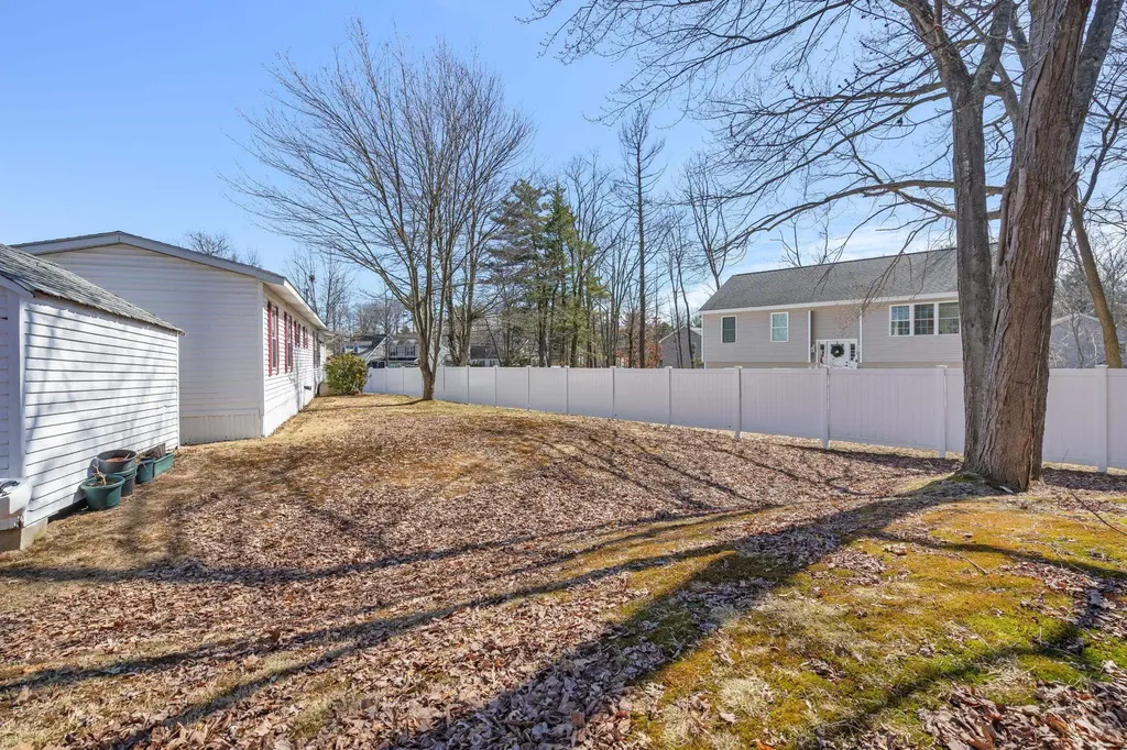 101 Lillian Avenue Seabrook NH 03874