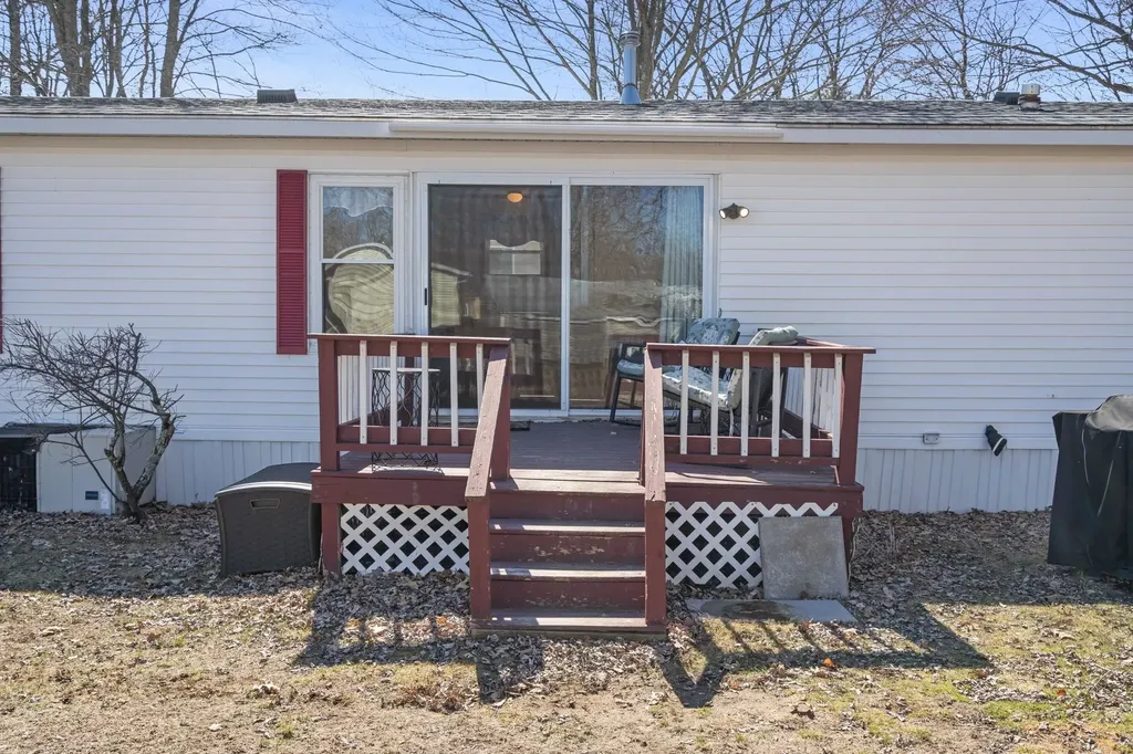 101 Lillian Avenue Seabrook NH 03874