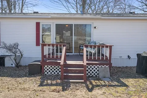 101 Lillian Avenue Seabrook NH 03874