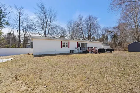 101 Lillian Avenue Seabrook NH 03874