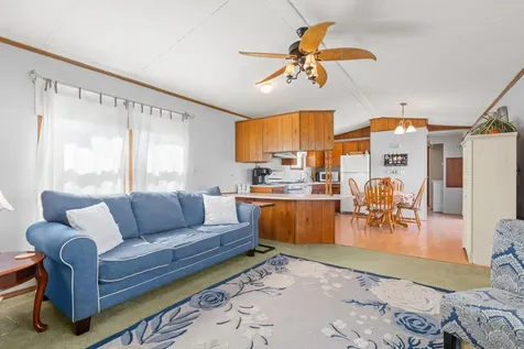 101 Lillian Avenue Seabrook NH 03874