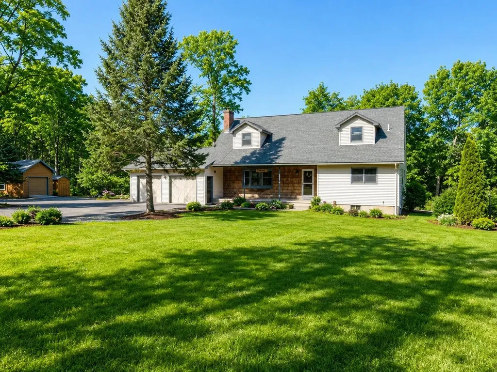 226 Crosby Heights Waltham VT 05491