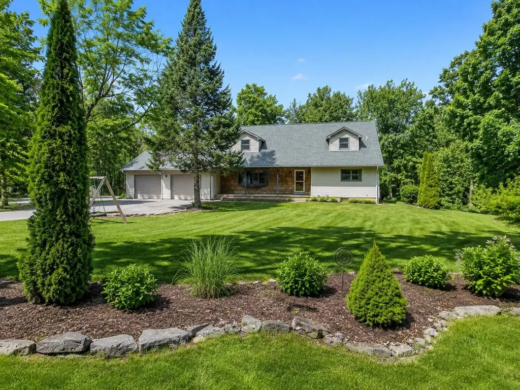 226 Crosby Heights Waltham VT 05491