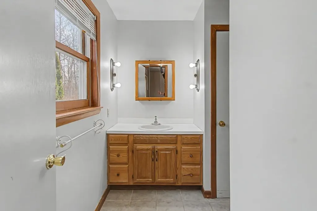 226 Crosby Heights Waltham VT 05491