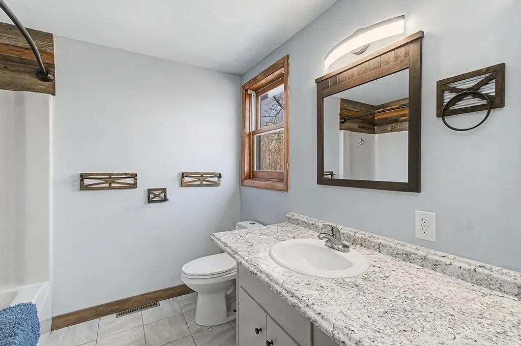 226 Crosby Heights Waltham VT 05491