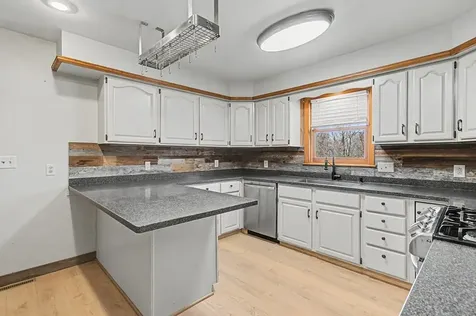 226 Crosby Heights Waltham VT 05491