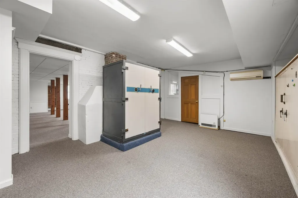 2425 Lafayette Road Portsmouth NH 03801