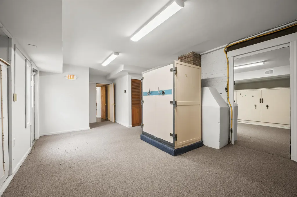 2425 Lafayette Road Portsmouth NH 03801