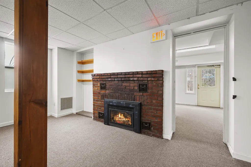 2425 Lafayette Road Portsmouth NH 03801