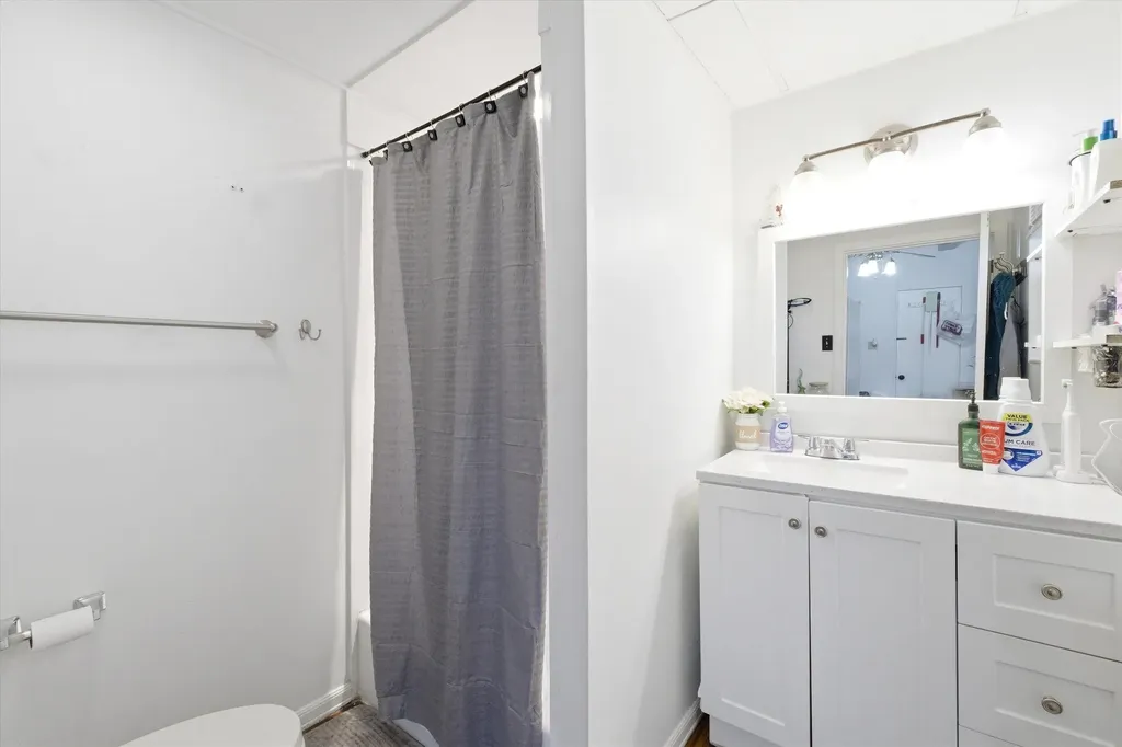 636 Summer Street Manchester NH 03103