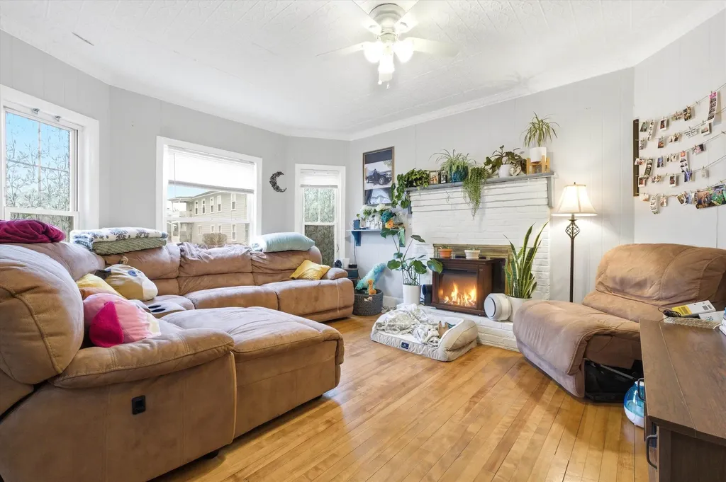 636 Summer Street Manchester NH 03103