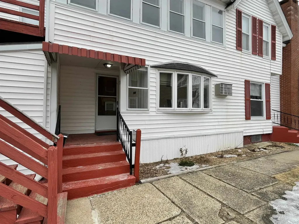 636 Summer Street Manchester NH 03103