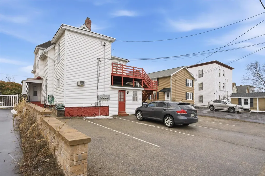 636 Summer Street Manchester NH 03103